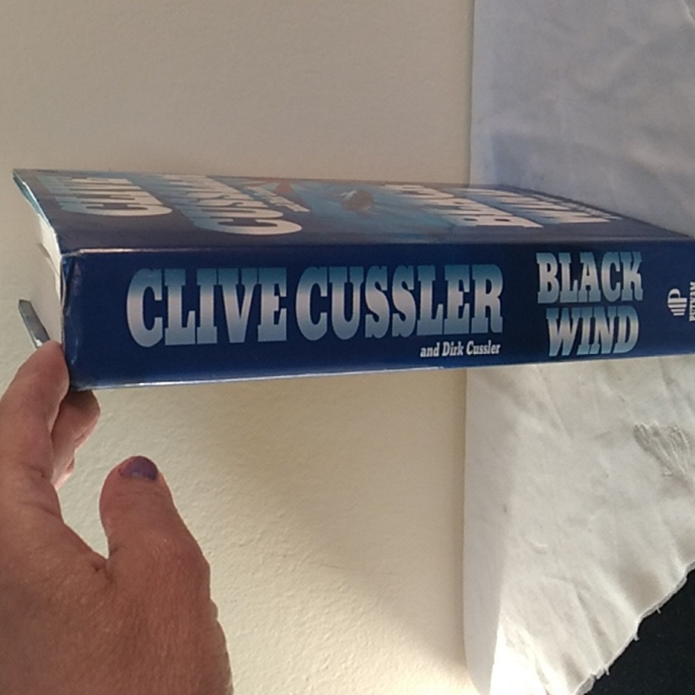 D- Black Wind By Clive Cussler& Dirk Cussler - Picture 3 of 9
